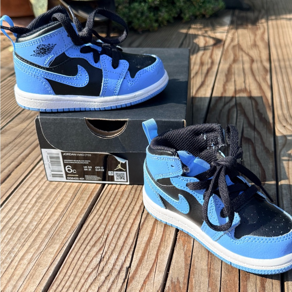 Jordan Kids' Black and Light Blue Sneakers